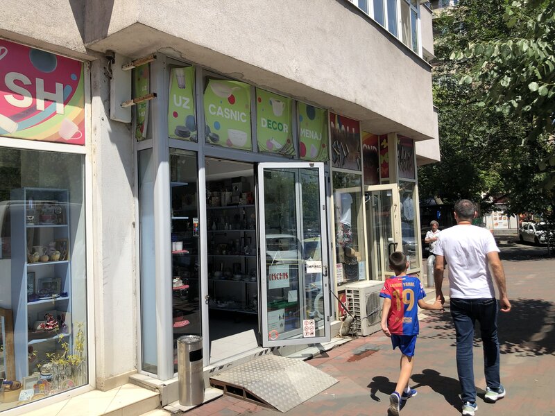 Mihai Bravu, Piata Muncii spatiu stradal